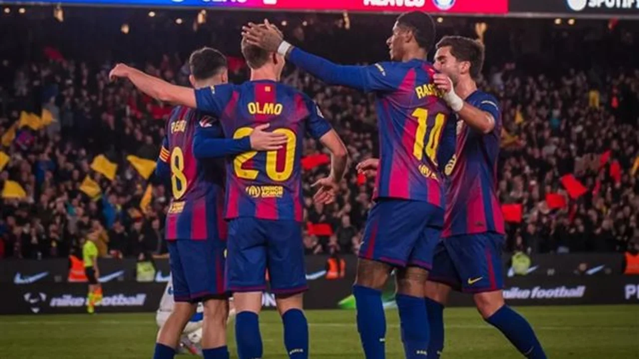 صوت المعلق.. هوية واصف مباراة برشلونة وريال مايوركا الليلة في الدوري الإسباني